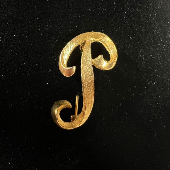 Brooch P J or T Monogram Letter, Gold Tone Vintage Pin - Picture 1 of 7